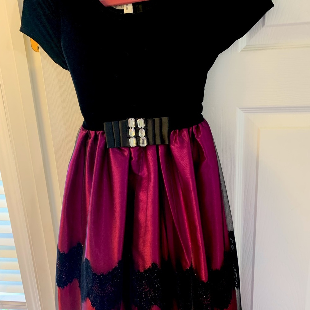 Velvet,tulle and satin kids gown